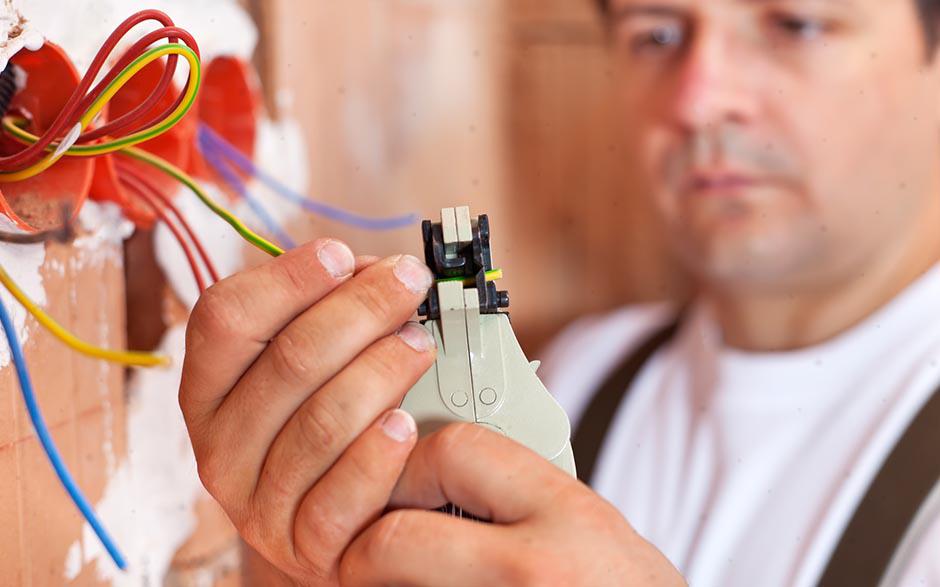 électricien de maintenance La Houssaye-en-Brie